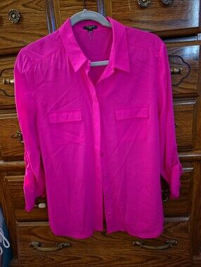 ANN TAYLOR:  Hot Pink  Blouse Size Small Petite (SP)